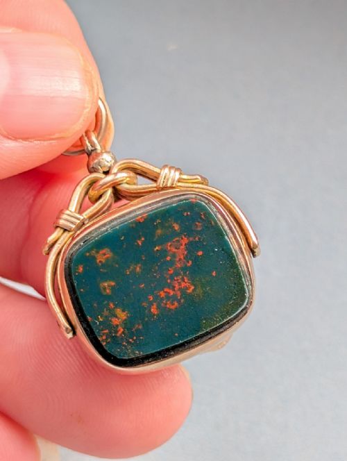 ANTIQUE 9CT GOLD SPINNING FOB BLOODSTONE CARNELIAN - ADDITIONAL PHOTO 9