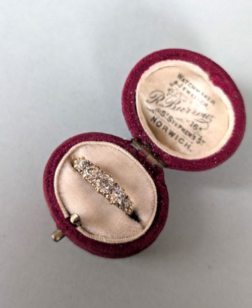 SUPERB VICTORIAN 18CT GOLD DIAMOND FIVE STONE RING - ADDITIONAL PHOTO 5