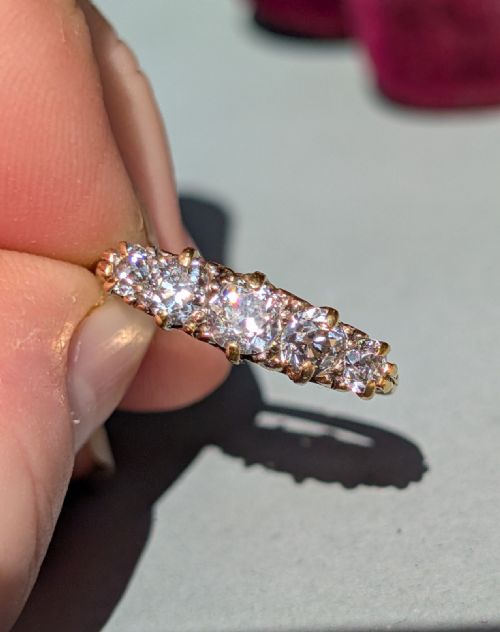 SUPERB VICTORIAN 18CT GOLD DIAMOND FIVE STONE RING - ADDITIONAL PHOTO 9