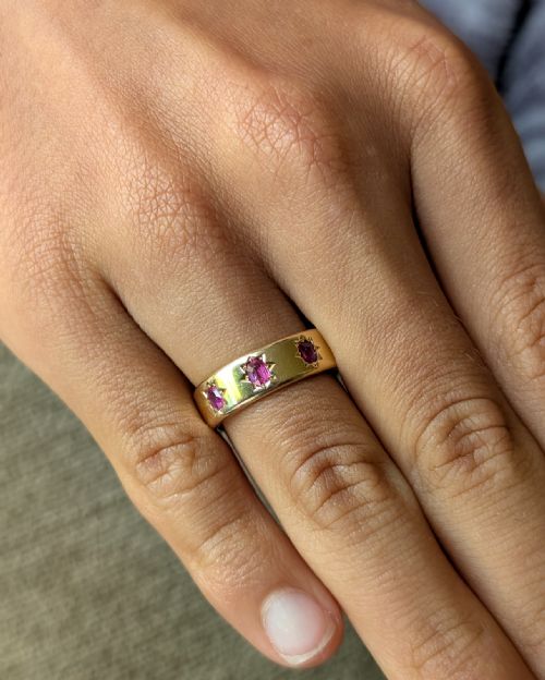 ANTIQUE HEAVY 18CT GOLD RUBY DIAMOND GYPSY RING 1924 - ADDITIONAL PHOTO 1