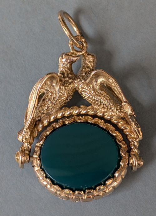 ANTIQUE 9CT GOLD SPINNING FOB WITH DOVES - ADDITIONAL PHOTO 2