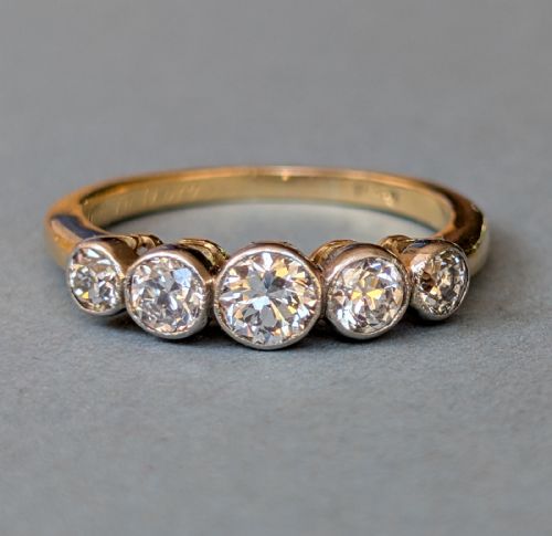ART DECO 18CT GOLD DIAMOND FIVE STONE RING - ADDITIONAL PHOTO 1