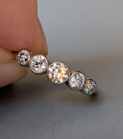 ART DECO 18CT GOLD DIAMOND FIVE STONE RING - ADDITIONAL PHOTO 5