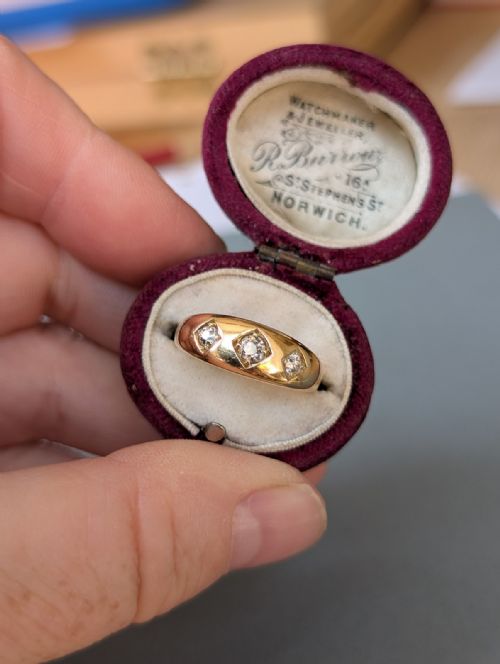 HEAVY EDWARDIAN 18CT GOLD DIAMOND GYPSY RING CHESTER 1903 - ADDITIONAL PHOTO 2