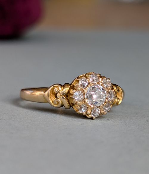 VICTORIAN 18CT GOLD DIAMOND CLUSTER RING C1887 - ADDITIONAL PHOTO 9