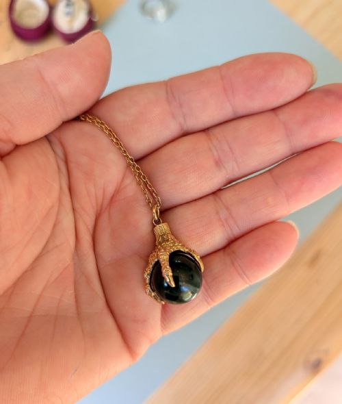 LARGE ANTIQUE 9CT GOLD EAGLE CLAW PENDANT FOB - ADDITIONAL PHOTO 7
