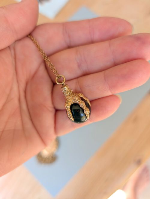 LARGE ANTIQUE 9CT GOLD EAGLE CLAW PENDANT FOB - ADDITIONAL PHOTO 8