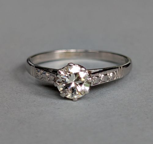 ART DECO PLATINUM DIAMOND SOLITAIRE ENGAGEMENT RING - ADDITIONAL PHOTO 4