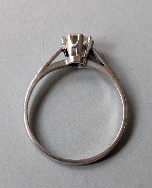 ART DECO PLATINUM DIAMOND SOLITAIRE ENGAGEMENT RING - ADDITIONAL PHOTO 7
