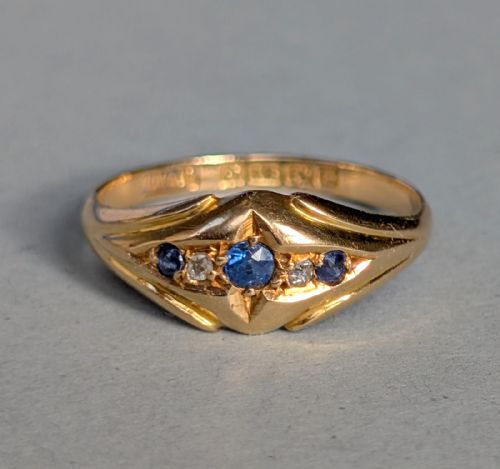 ANTIQUE 18CT GOLD SAPPHIRE DIAMOND GYPSY RING C1942 - ADDITIONAL PHOTO 5