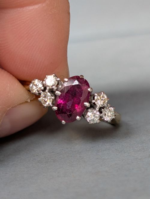 VINTAGE 18CT GOLD RUBY RING - ADDITIONAL PHOTO 2
