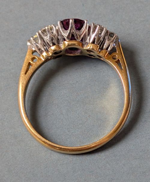 VINTAGE 18CT GOLD RUBY RING - ADDITIONAL PHOTO 5