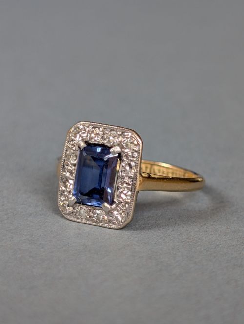 ART DECO 18CT GOLD SAPPHIRE AND DIAMOND ENGAGEMENT RING - ADDITIONAL PHOTO 8