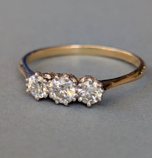 ART DECO 18CT GOLD DIAMOND THREE STONE RING 065CT TOTAL - ADDITIONAL PHOTO 1