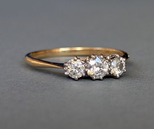 ART DECO 18CT GOLD DIAMOND THREE STONE RING 065CT TOTAL - ADDITIONAL PHOTO 5