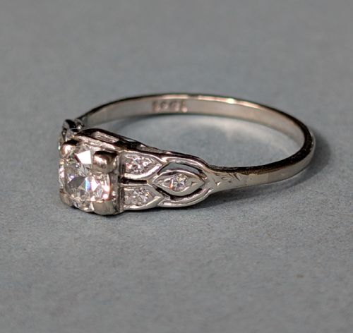 ART DECO 18CT GOLD PLATINUM DIAMOND SOLITAIRE ENGAGEMENT RING - ADDITIONAL PHOTO 4