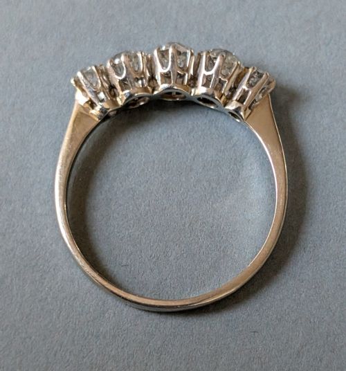 SUPERB EDWARDIAN 18CT GOLD DIAMOND FIVE STONE RING - ADDITIONAL PHOTO 5