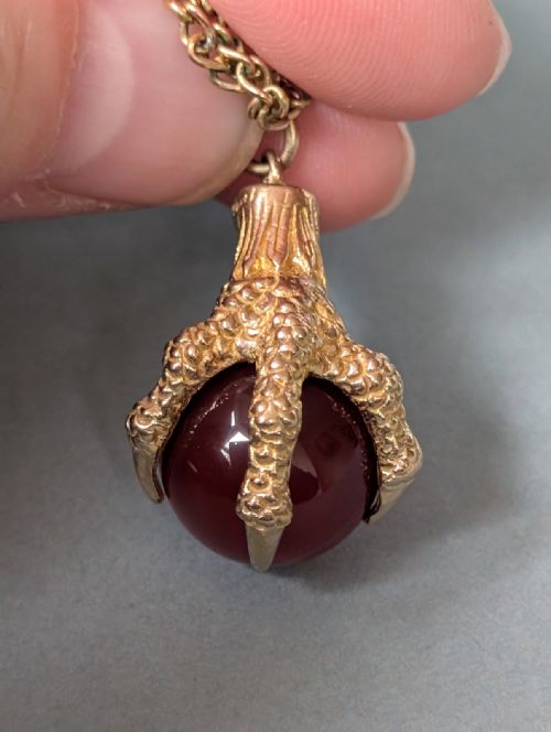 LARGE ANTIQUE 9CT GOLD EAGLE CLAW PENDANT FOB C1911 - ADDITIONAL PHOTO 2