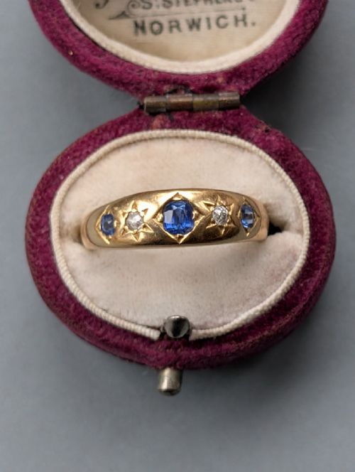 HEAVY ANTIQUE 18CT GOLD SAPPHIRE GYPSY RING C1901 - ADDITIONAL PHOTO 8