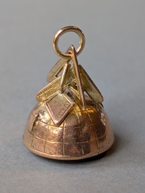 RARE ANTIQUE 9CT ROSE GOLD HALF FREEMASONS SPHERE FOB PENDANT - ADDITIONAL PHOTO 2
