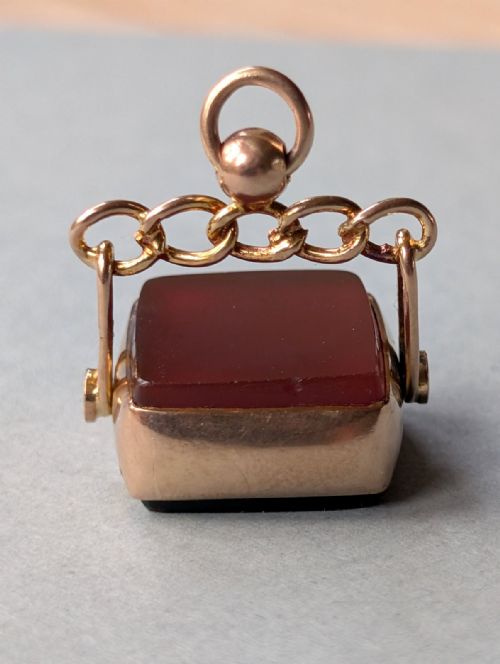 ANTIQUE 9CT GOLD SPINNING FOB BLOODSTONE CARNELIAN CHESTER 1914 - ADDITIONAL PHOTO 7