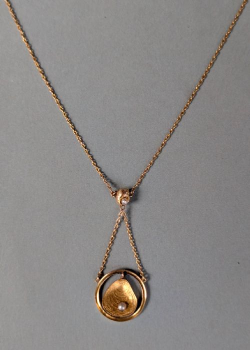 ANTIQUE 9CT GOLD SHELL PEARL PENDANT NECKLACE - ADDITIONAL PHOTO 2