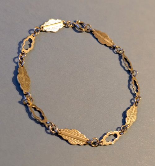 VINTAGE SOLID 9CT GOLD FANCY LINK BRACELET C1952 - ADDITIONAL PHOTO 1