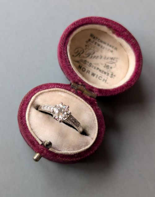 ART DECO PLATINUM DIAMOND SOLITAIRE ENGAGEMENT RING - ADDITIONAL PHOTO 10