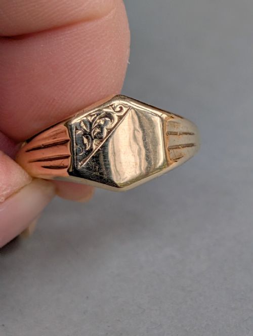 ANTIQUE 9CT GOLD SIGNET RING MANS WEDDING BAND C1917 - ADDITIONAL PHOTO 5