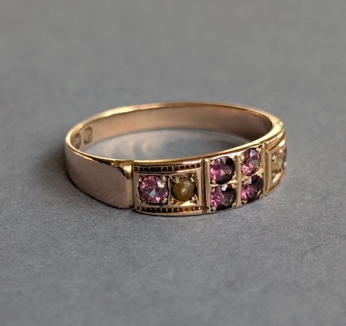 EDWARDIAN 9CT ROSE GOLD GARNET AND PEARL RING C1903 - ADDITIONAL PHOTO 2
