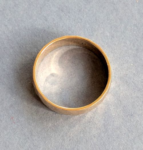 VINTAGE 9CT GOLD WEDDING BAND RING C1968 - ADDITIONAL PHOTO 4