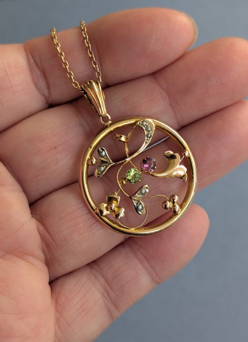 SUFFRAGETTE PENDANT 9CT GOLD PERIDOT AMETHYST PEARL - ADDITIONAL PHOTO 1
