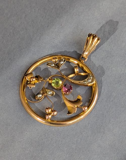 SUFFRAGETTE PENDANT 9CT GOLD PERIDOT AMETHYST PEARL - ADDITIONAL PHOTO 3