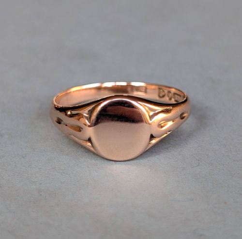 ANTIQUE 9CT ROSE GOLD SIGNET RING WEDDING BAND C1911 - ADDITIONAL PHOTO 1