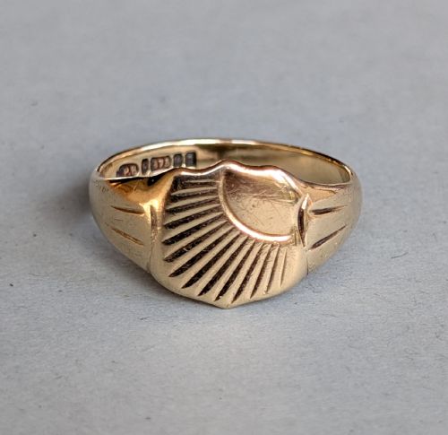 vintage 9ct gold signet ring mans wedding band c1965 - CATEGORY: ANTIQUE JEWELLERY - DATED 1960