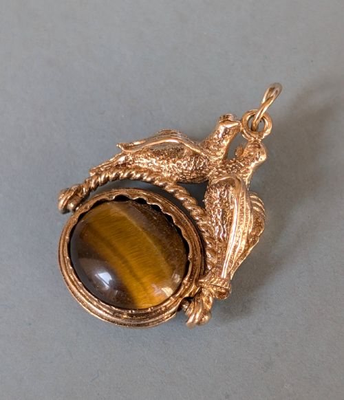 ANTIQUE 9CT GOLD SPINNING FOB DOVES AND TIGERS EYE - ADDITIONAL PHOTO 3
