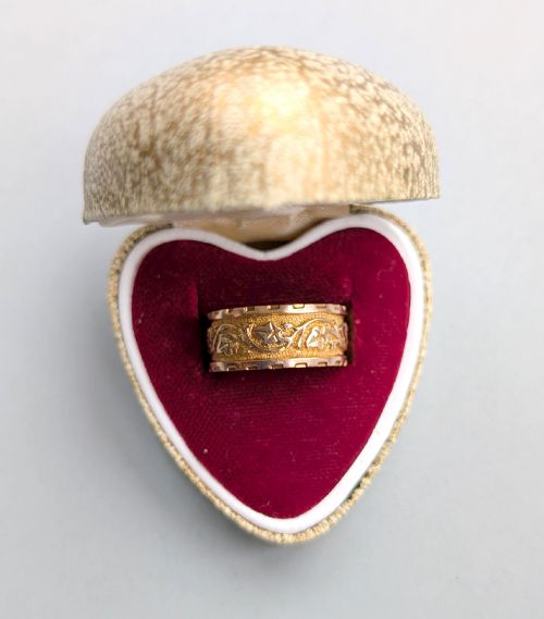 ANTIQUE 9CT GOLD WEDDING BAND RING C1912 - ADDITIONAL PHOTO 9