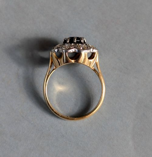 fig 3. Art Deco 18ct Gold Sapphire and Diamond Ring