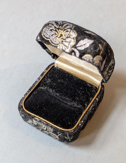 RARE ANTIQUE JEWELLERY RING BOX BRAVINGTONS - ADDITIONAL PHOTO 3