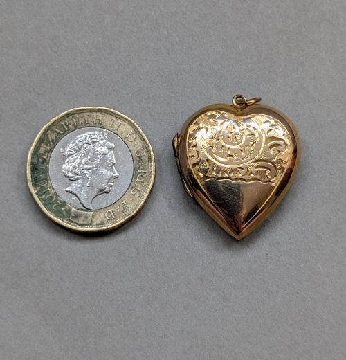 VINTAGE 9CT GOLD BACK AND FRONT HEART LOCKET - ADDITIONAL PHOTO 5