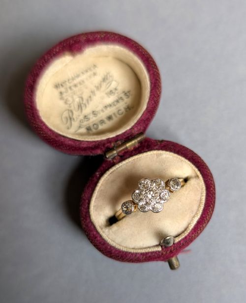 ANTIQUE 18CT GOLD DIAMOND DAISY CLUSTER RING - ADDITIONAL PHOTO 7