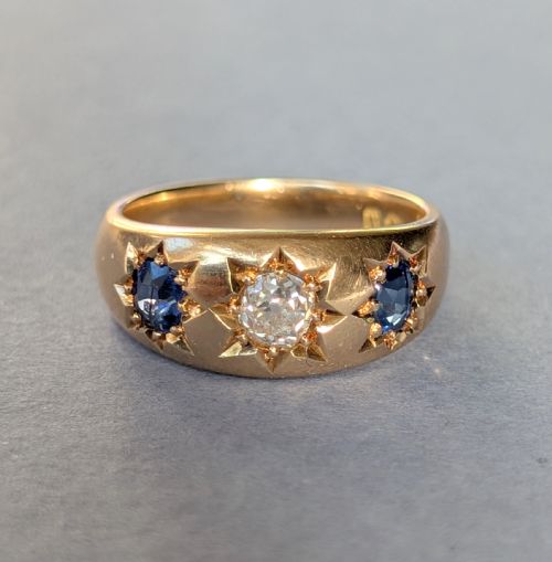 HEAVY VICTORIAN 18CT GOLD SAPPHIRE GYPSY RING C1897 - ADDITIONAL PHOTO 3