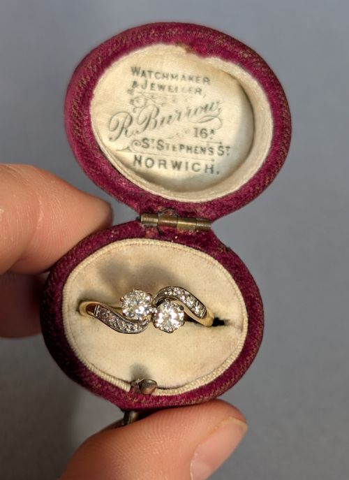 ANTIQUE 18CT GOLD PLATINUM DIAMOND 'TOI ET MOI' ENGAGEMENT RING - ADDITIONAL PHOTO 2