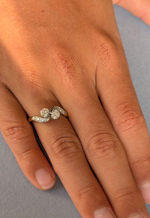 ANTIQUE 18CT GOLD PLATINUM DIAMOND 'TOI ET MOI' ENGAGEMENT RING - ADDITIONAL PHOTO 3