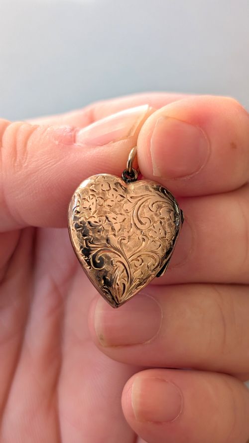 ANTIQUE 9CT ROSE GOLD B F HEART LOCKET - ADDITIONAL PHOTO 5