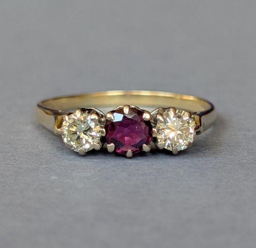 VINTAGE 18CT GOLD DIAMOND RUBY RING - ADDITIONAL PHOTO 1