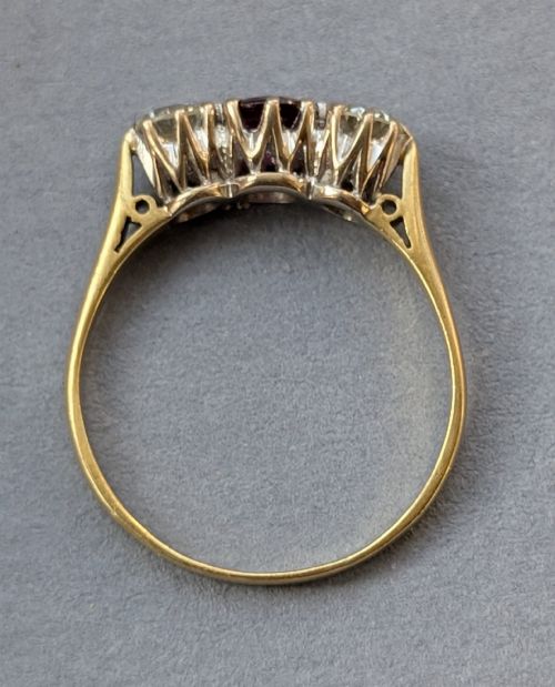 VINTAGE 18CT GOLD DIAMOND RUBY RING - ADDITIONAL PHOTO 9