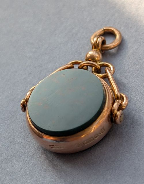 EDWARDIAN 9CT GOLD SPINNING FOB C1911 - ADDITIONAL PHOTO 5