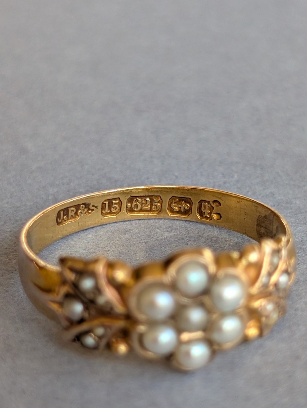 Victorian 15ct Gold Pearl Flower Ring c1890 View V