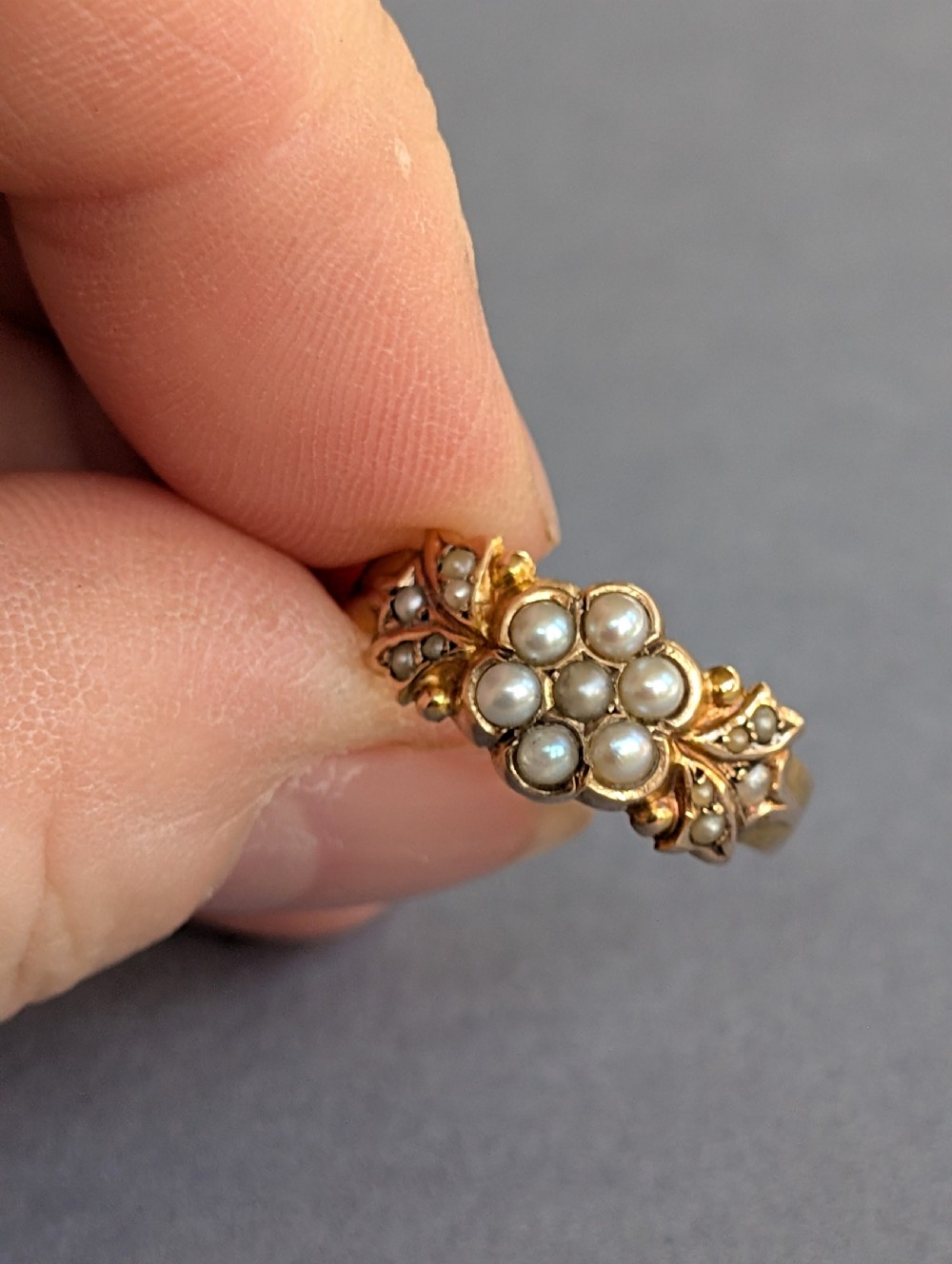 Victorian 15ct Gold Pearl Flower Ring c1890 View X